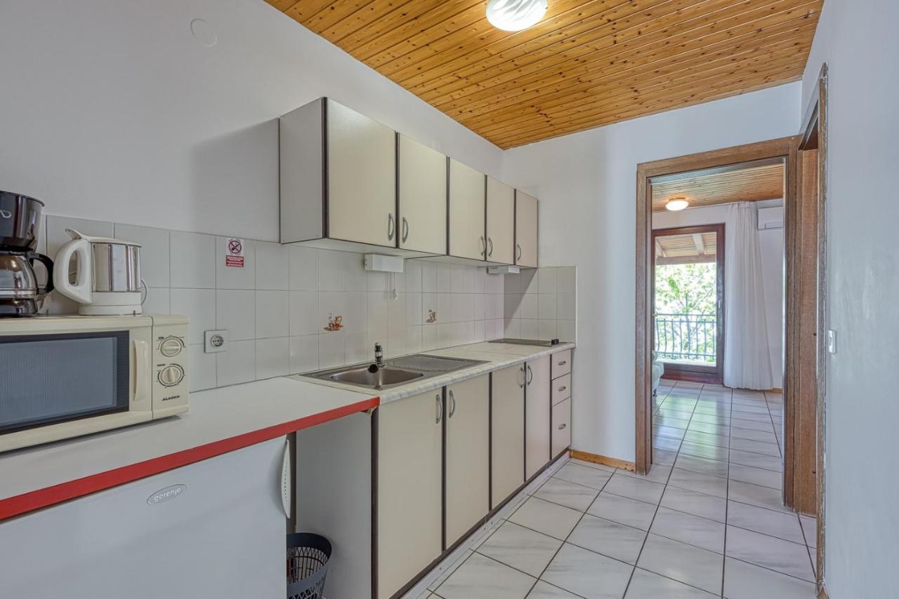 Apartments Kiki Spada Porec Exterior photo